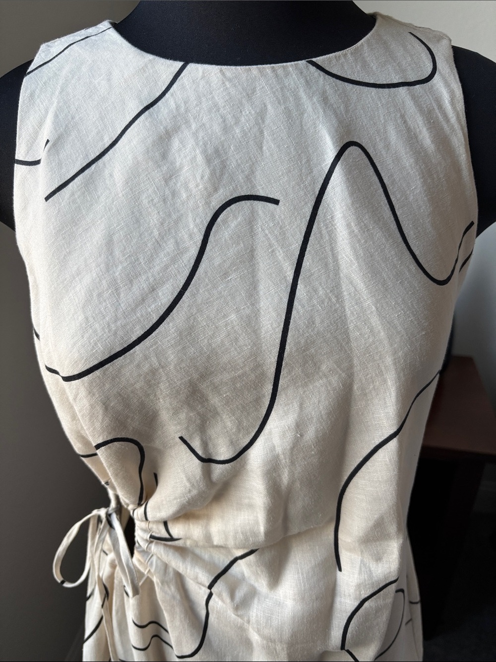 Magaschoni Cream Midi Dress with Black Abstract Print and Side Tie - Picture 4 of 8